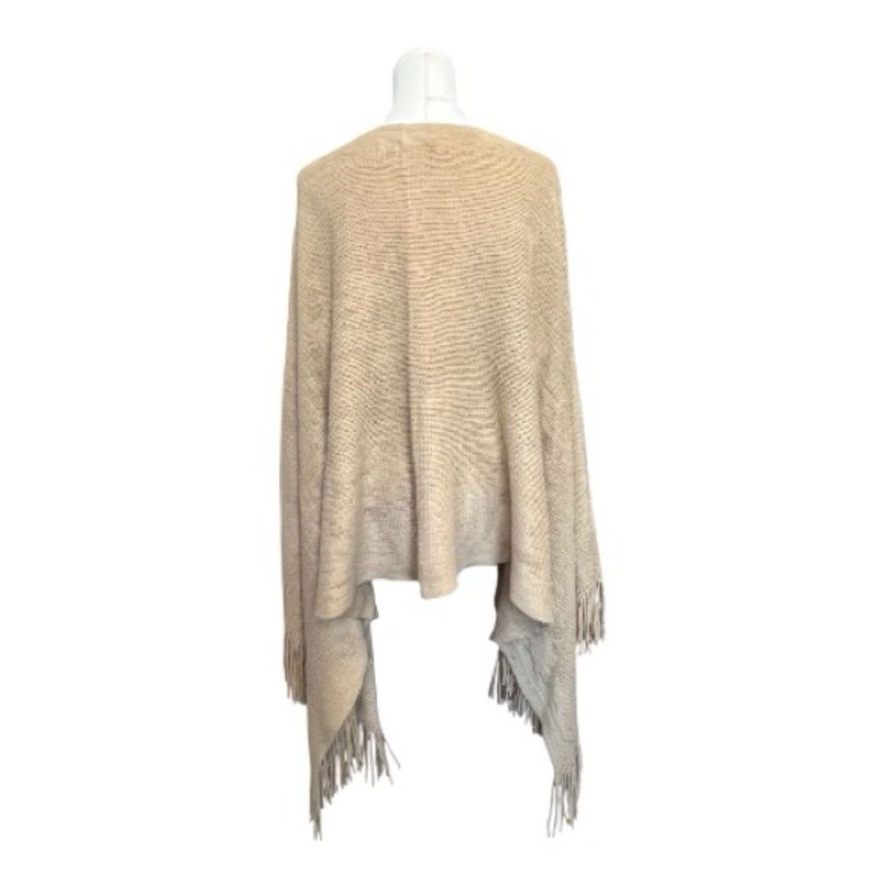EUC Shiraleah elegant camel knit poncho with fringe | one size - Picture 3 of 6